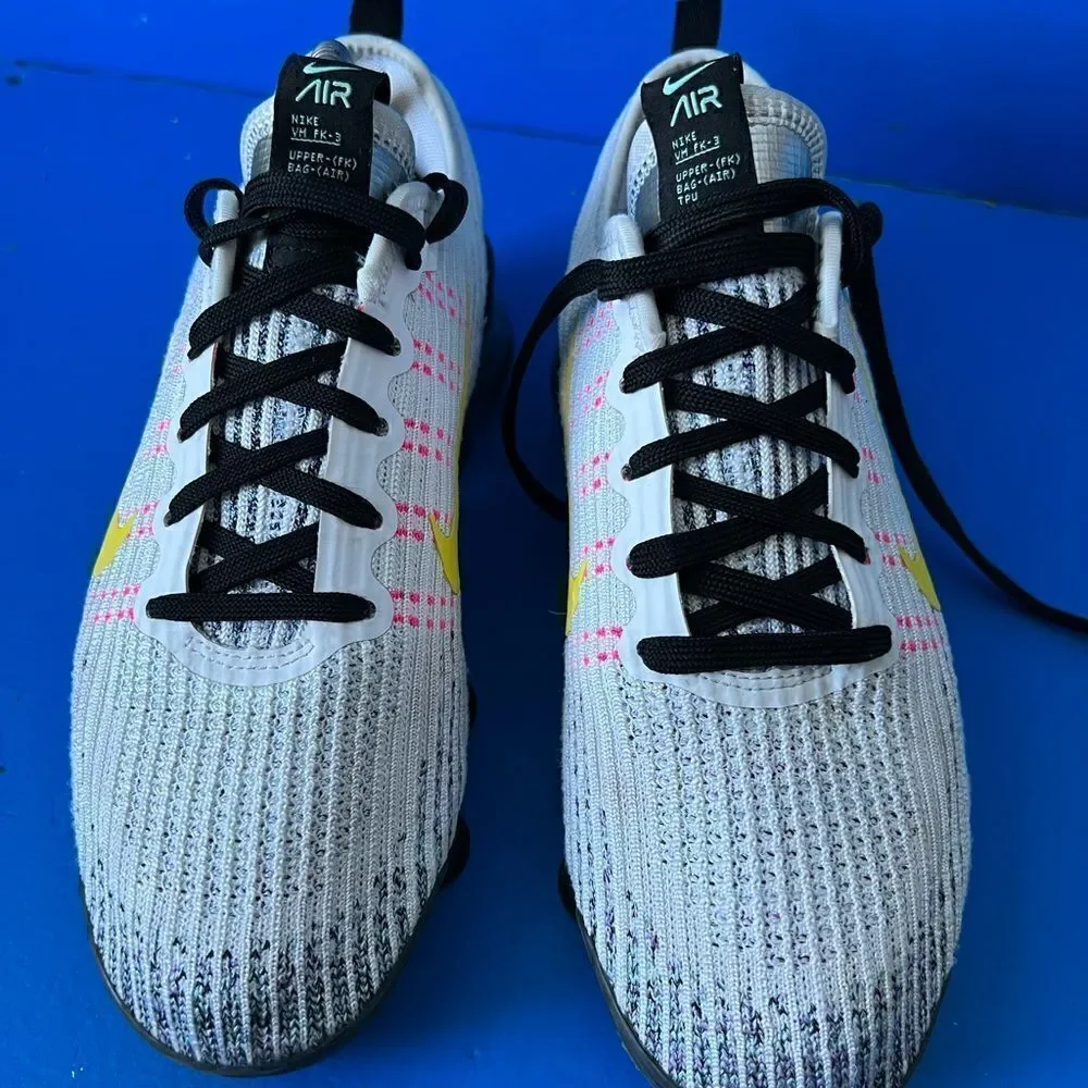 Nike Air VaporMax FK 3 GS White Dynamic Yellow - BQ5238 102 - Size: 6Y /…